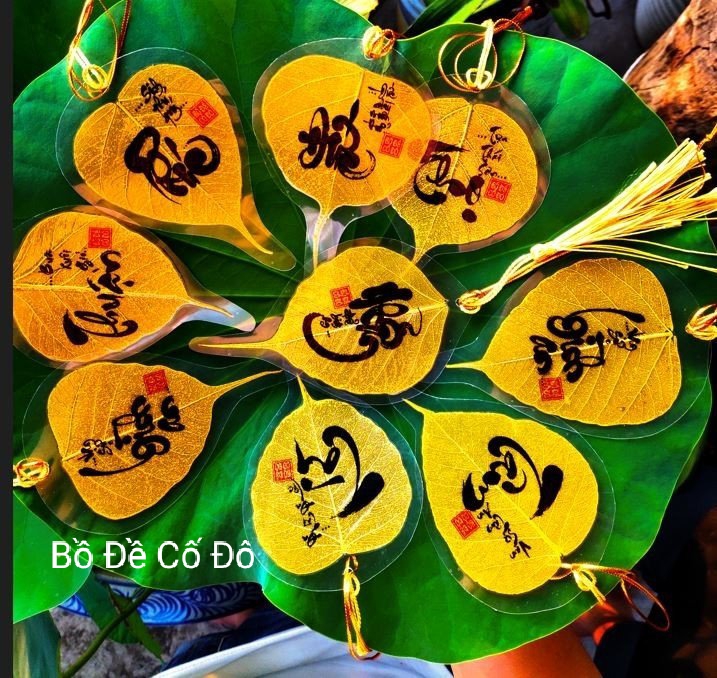 Lá Bồ Đề thư pháp lá nhũ vàng cao cấp