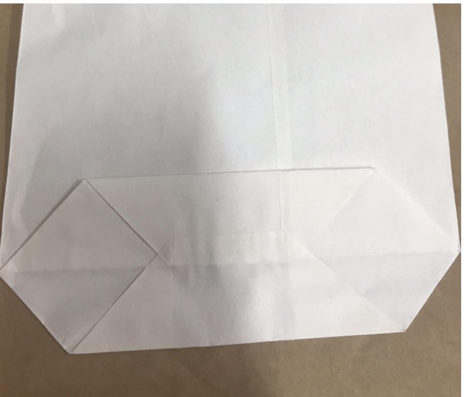 100 túi giấy xi măng cỡ 19x16 cm đáy 5.5cm(màu trắng )