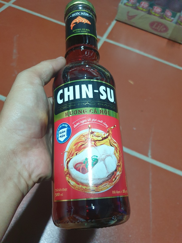 Chin-chewing fish sauce 500ml bottle