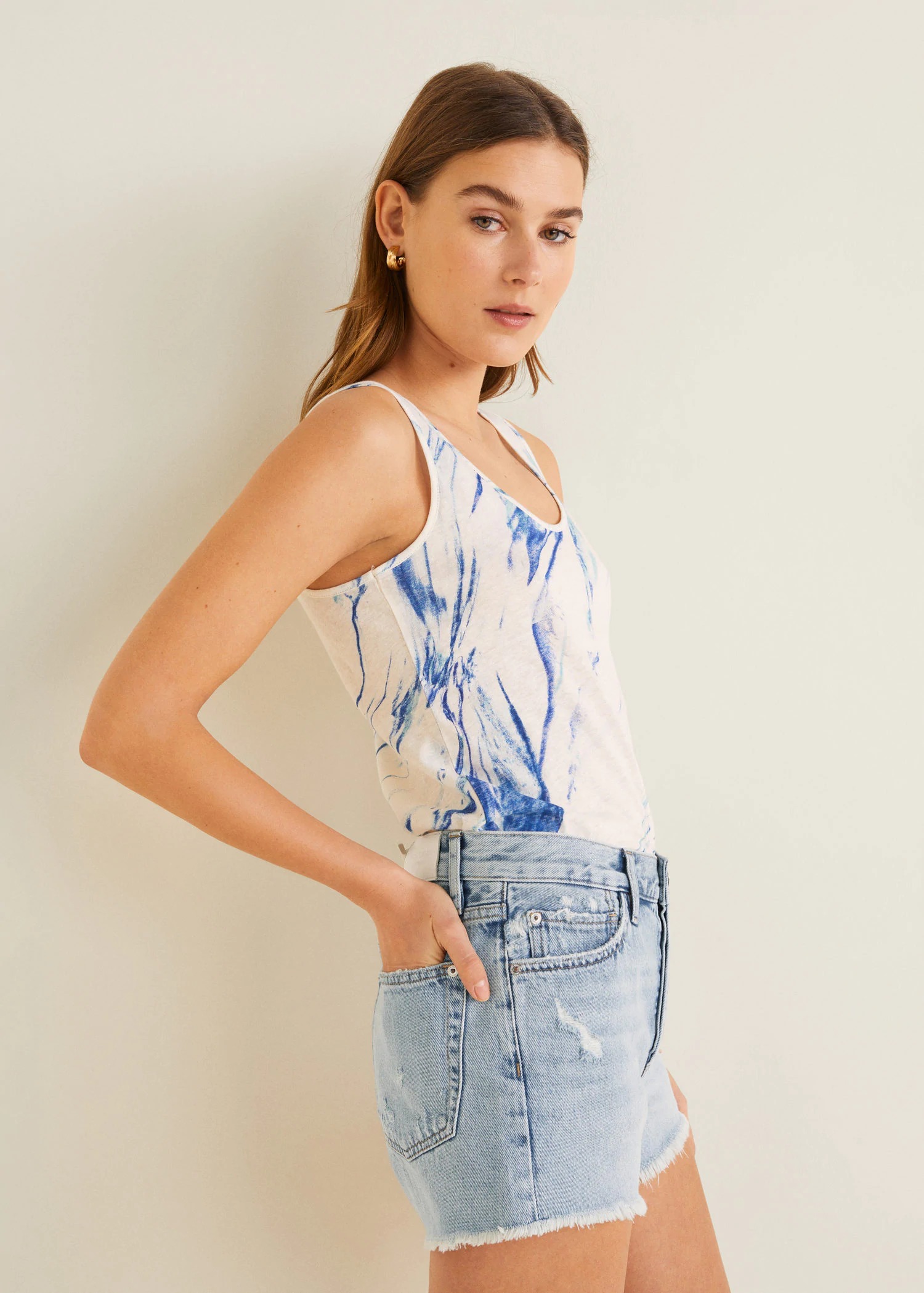 Quần Short Nữ Mango Frayed Hem Denim Shorts Light Blue