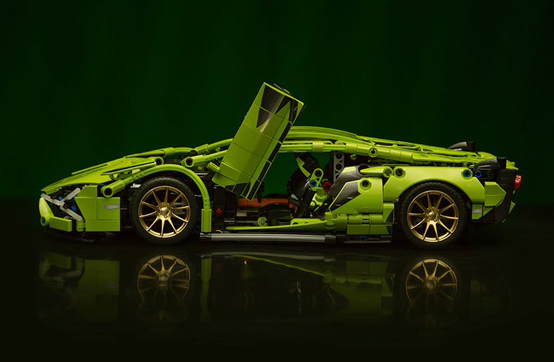 Mô Hình Lego Xe Lamborghini Tỉ Lệ 1 : 14