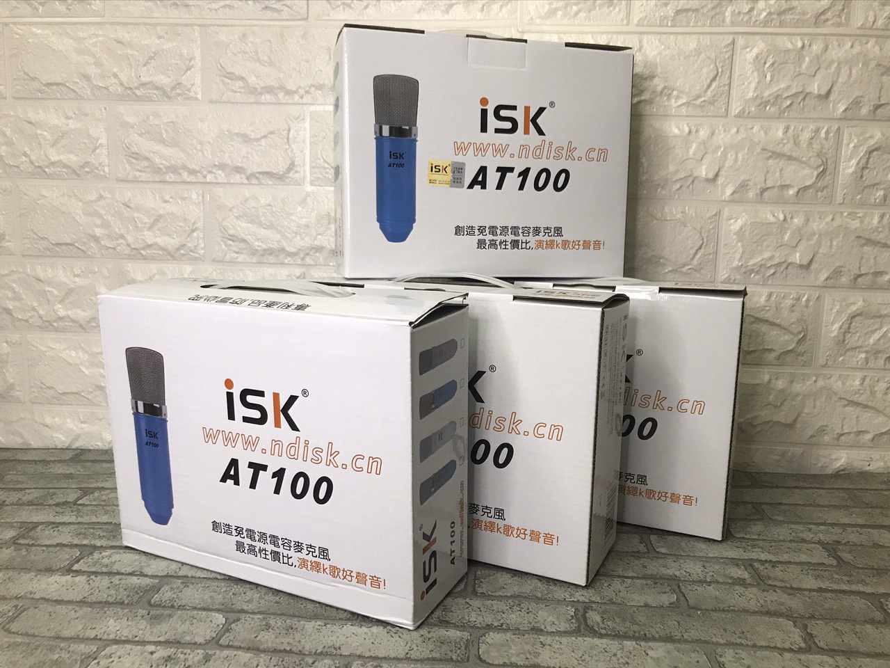 Micro Thu Âm cao cấp ISK AT100