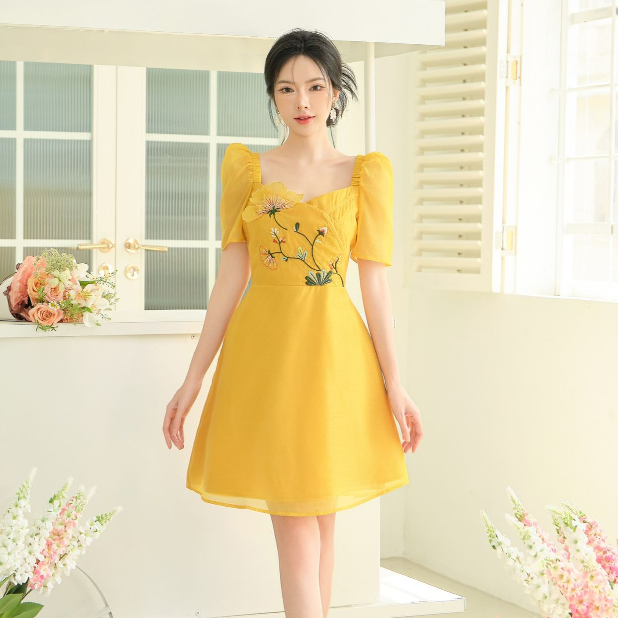 Voucher siêu sale 15% olv - đầm saylor embro dress