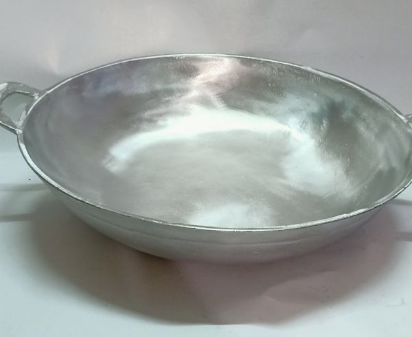 Chảo gang đúc  đường kính 25cm đã được đánh bóng