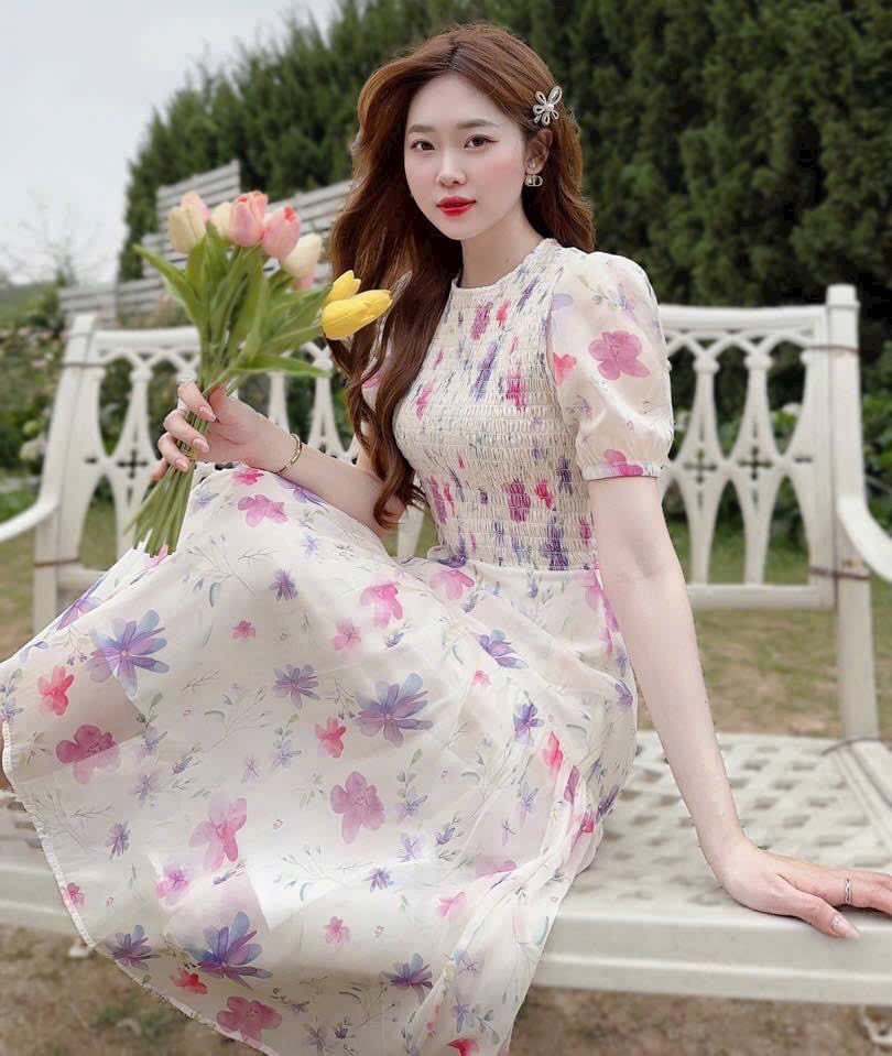 Đầm xòe voan hoa mocking tay phồng cổ tròn