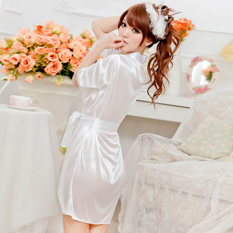 Áo choàng ngủ l.ụ.a satin phong cách kimono sexy
