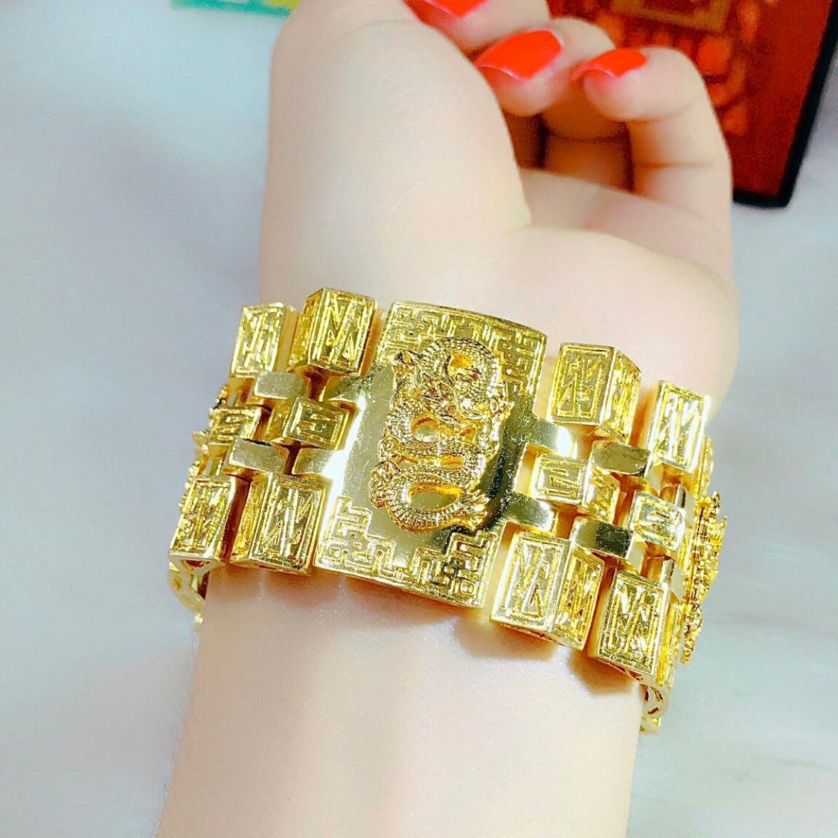 [ Siêu Bền - Siêu Rẻ - Giống Vàng Thật 100% ] Lắc tay nam Vàng 18 K Lắc Rồng Đặc cực đẹp, Lắc tay titan mạ vàng M118