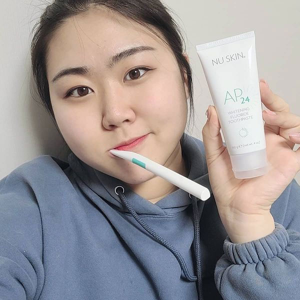(Date T12.2025) Kem Đánh Răng Nuskin AP24 Whitening Flouride Toothpaste