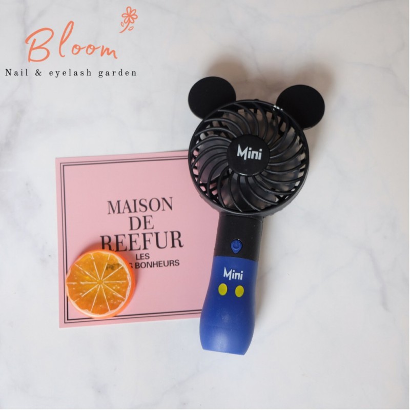 Quạt mickey mini cầm tay giá rẻ