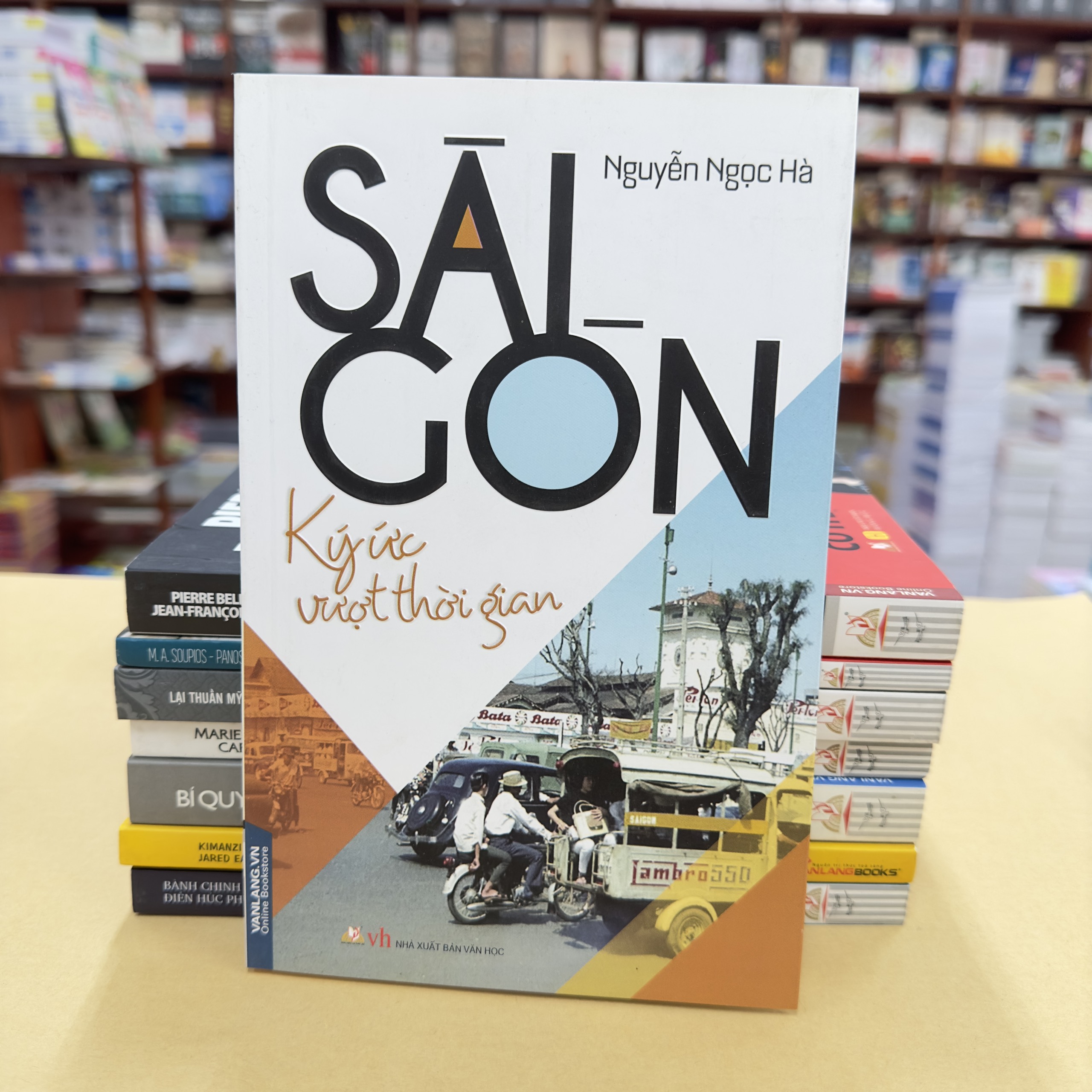 Sách - Sài Gòn - Ký Ức Vượt Thời Gian-Vanlangbooks
