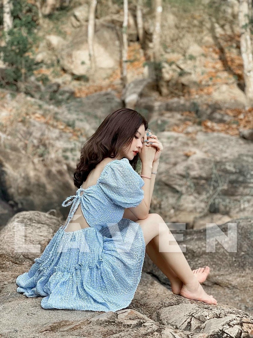Đầm xòe hở lưng có mút ngực thời trang