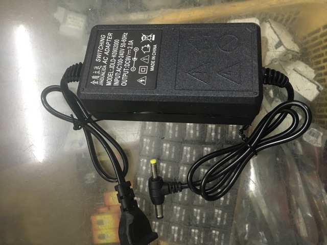 Nguồn adapter 9v -2A CHÂN Jack đa năng