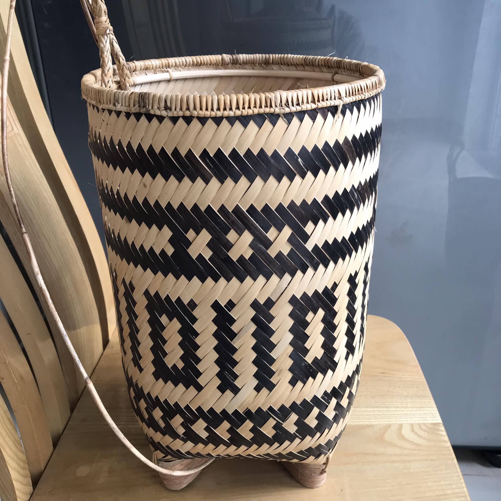Gùi tre dân tộc, gùi tây nguyên đủ kích thước KT 22x35