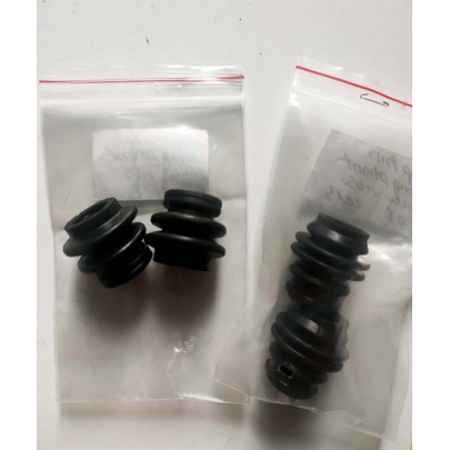CAO SU CHỤP BỤI GÔNG PHANH TRƯỚC VIOS (GIÁ 1 CHIẾC)