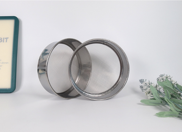 DỤNG CỤ RAY BỘT SIÊU MỊN BẰNG INOX 15CM