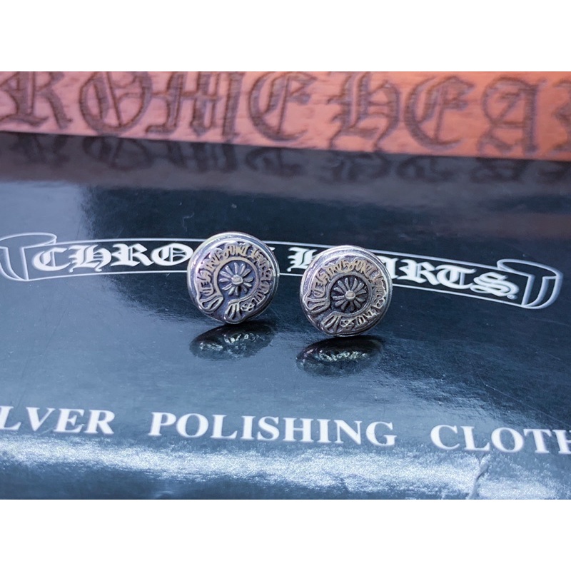 Earrings chrome heart logo Silver 925 premium fullbox.