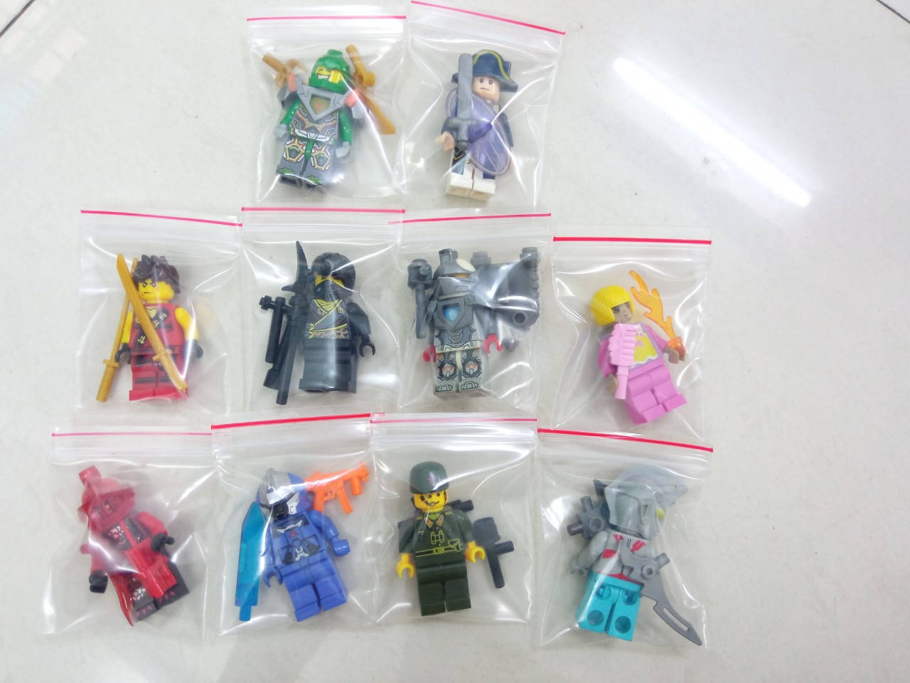 Combo 5 NHÂN VẬT Lego MINIFIGURES