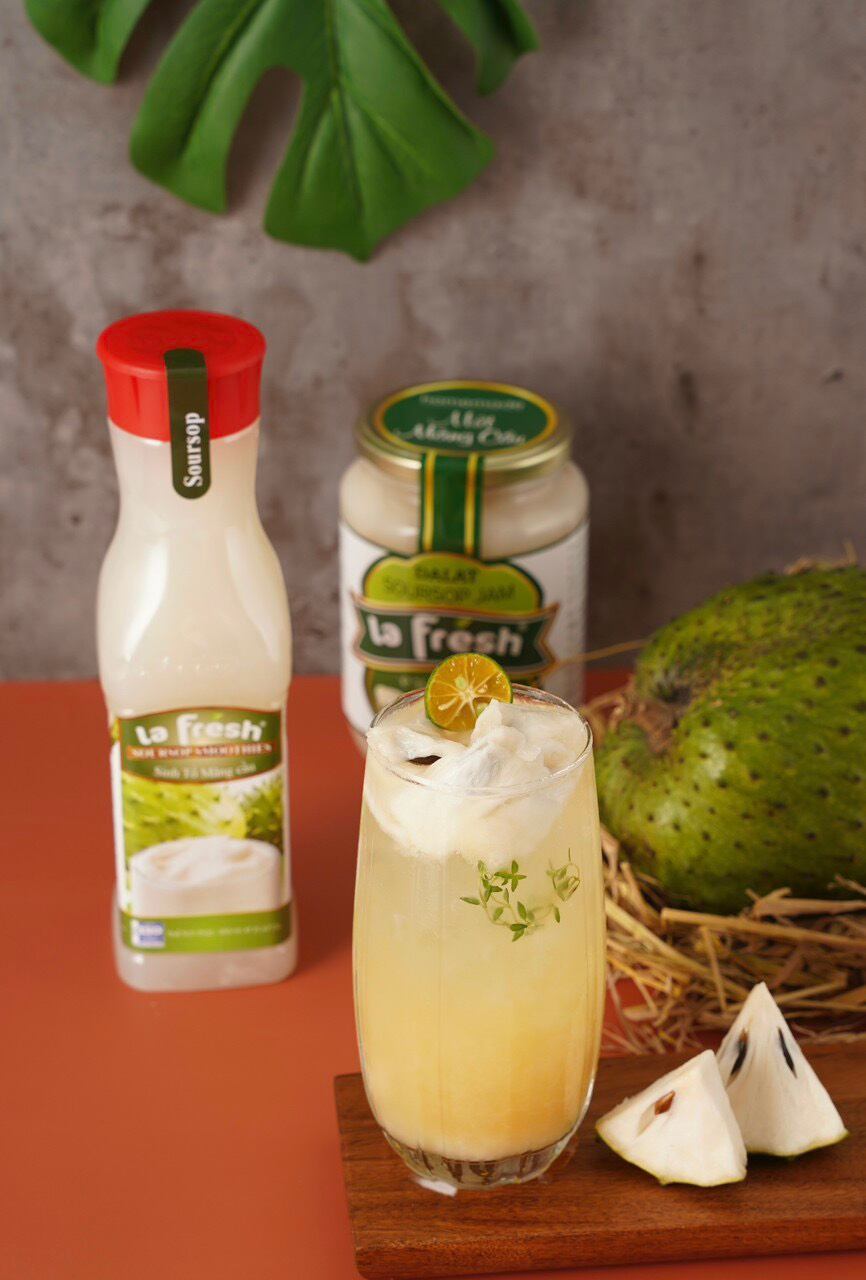 Nước Cốt Mãng Cầu Xiêm Lafresh Đà Lạt chai 650ml