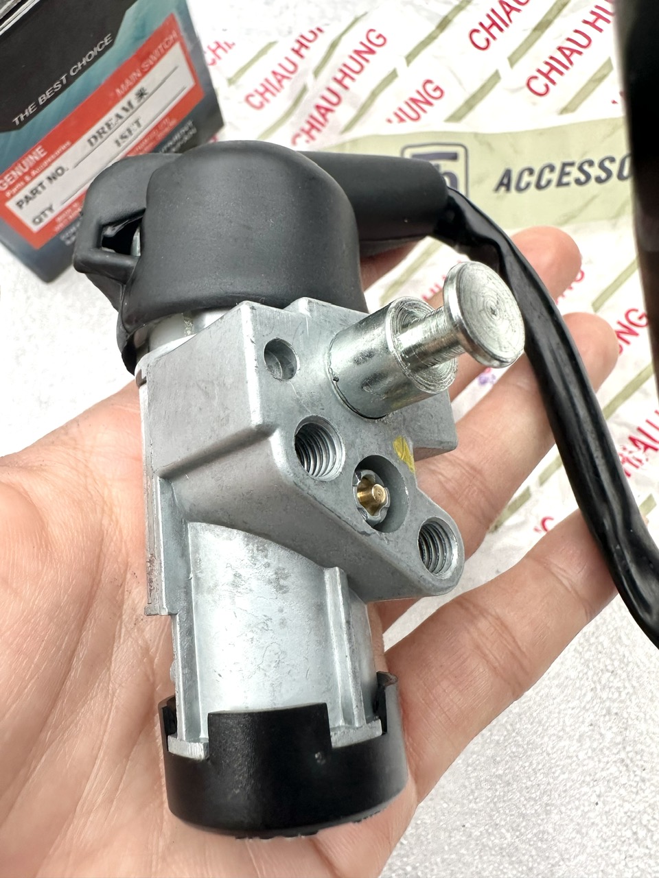 BỘ Ổ KHOÁ XE DREAM 8 CẠNH