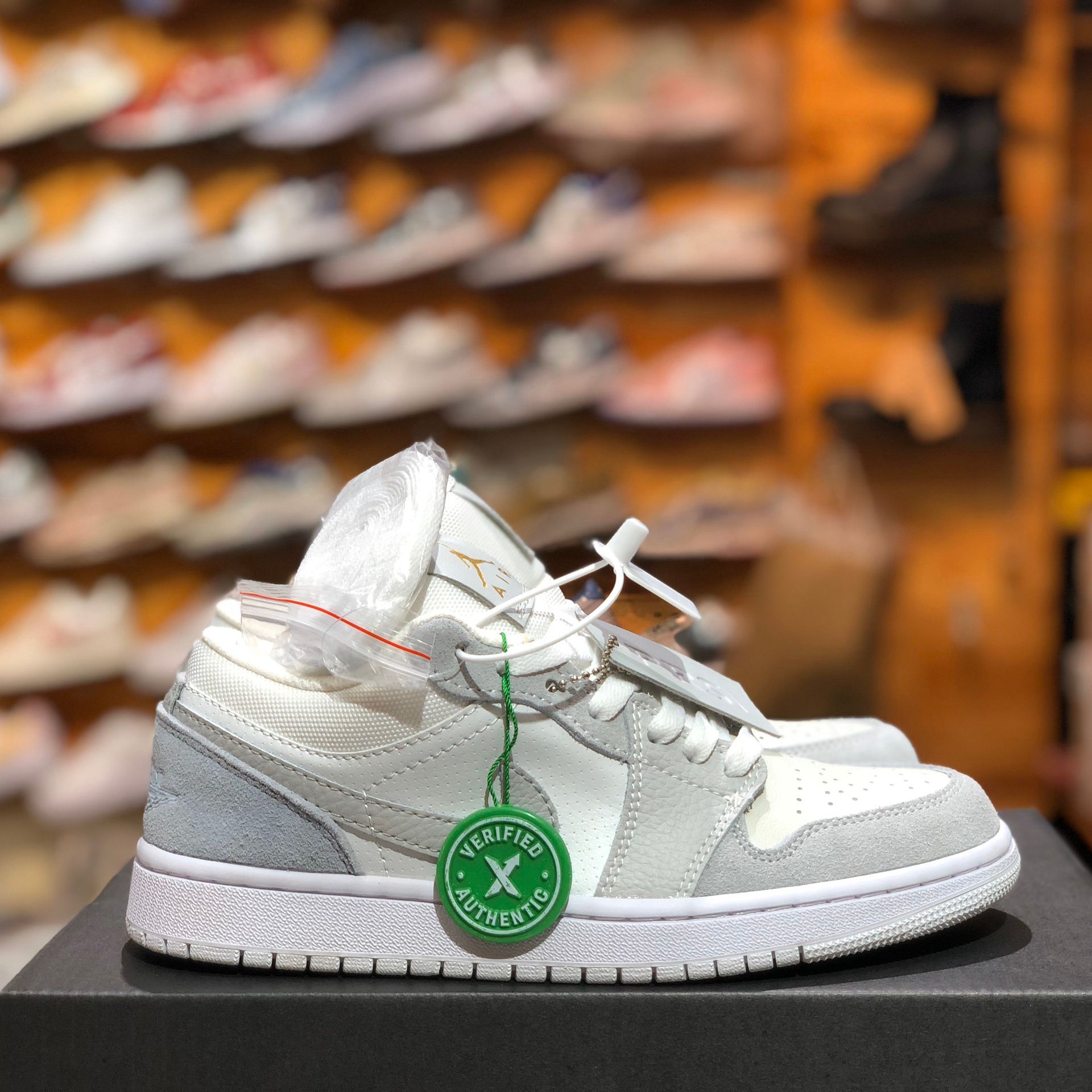 Giày Sneaker Air J0rdan 1 Low Paris ( full box)