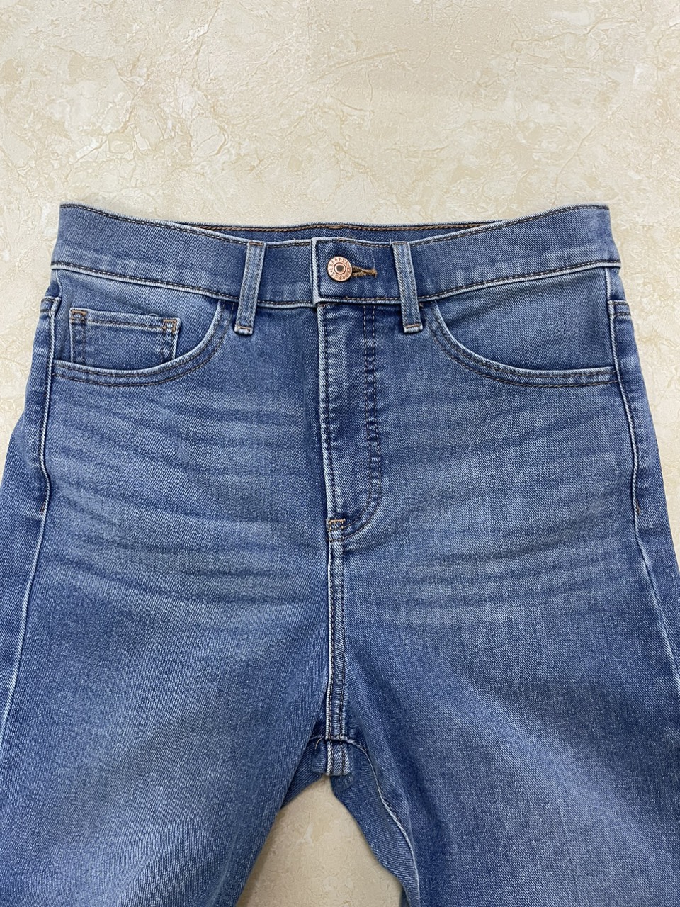 Jean nữ E.X.P.R.E.S dài. xuất xịn, ống đứng (cắt tag)