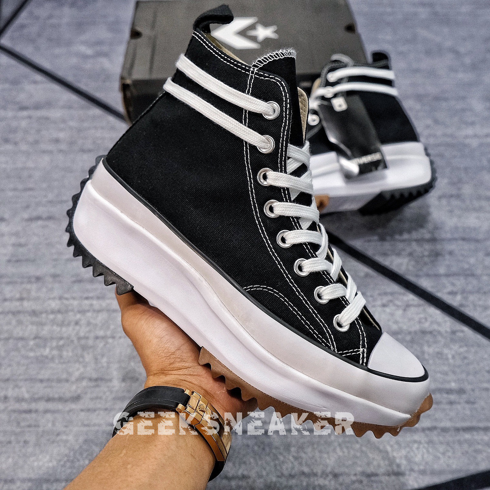 [GeekSneaker] Converse Run Star Hike Hi JW Anderson Black