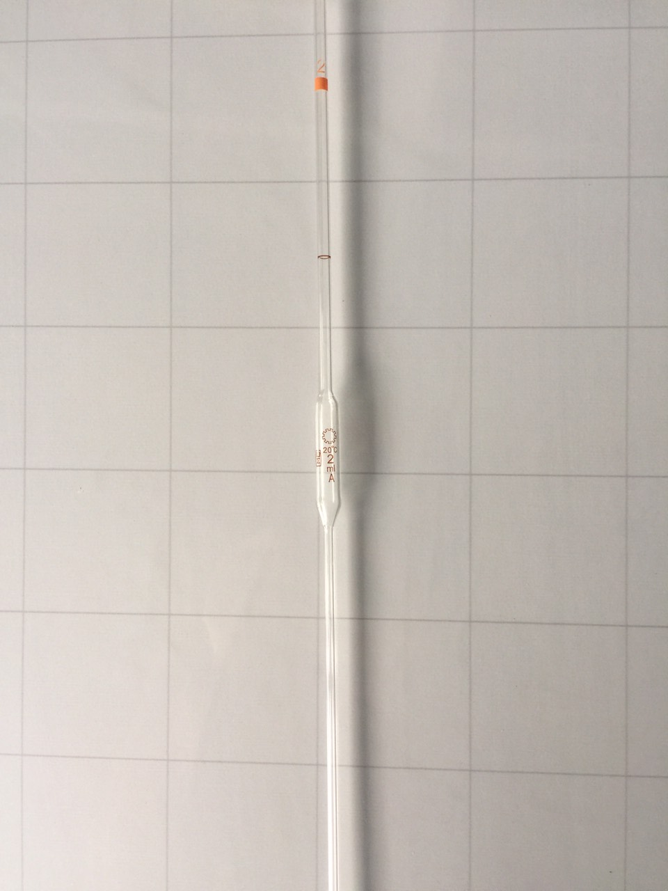 Pipet bầu thủy tinh