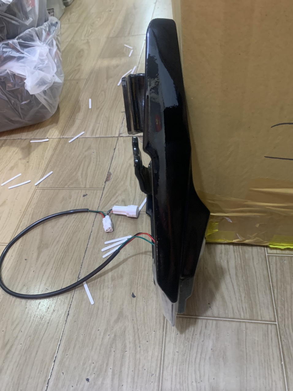Cảng sau xe EXCITER 150 có đèn