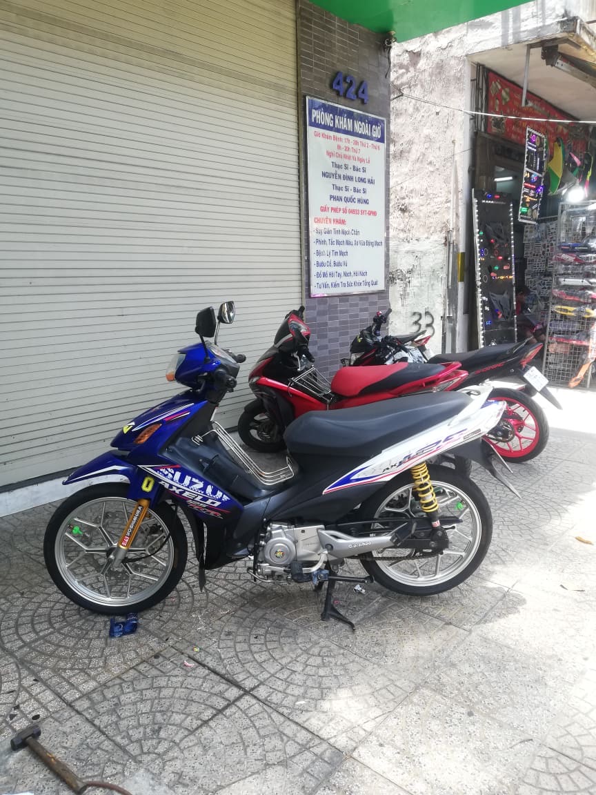Tem rời axelo 125 mẫu mới trắng xanh