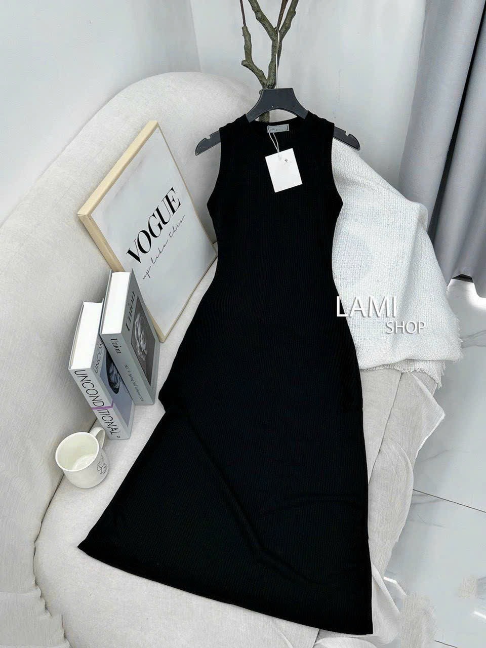 Đầm body nữ thun gân cổ u xẻ đùi cực hot