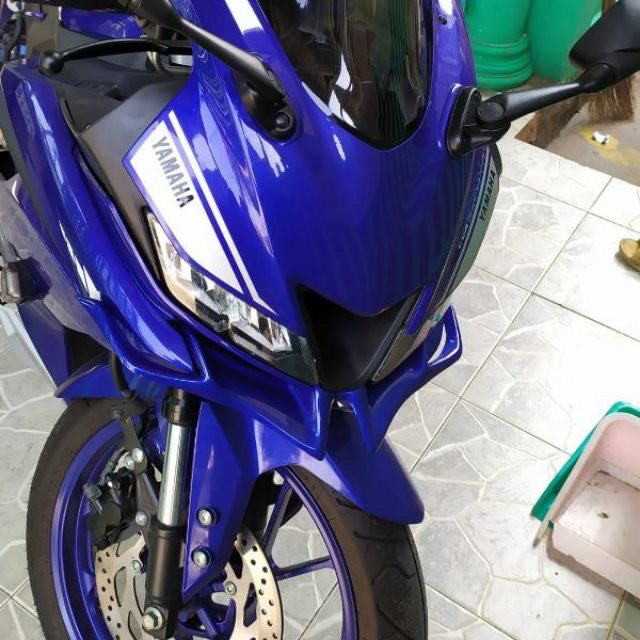 Hốc gió R15 v3 Kiểu H2 ABS