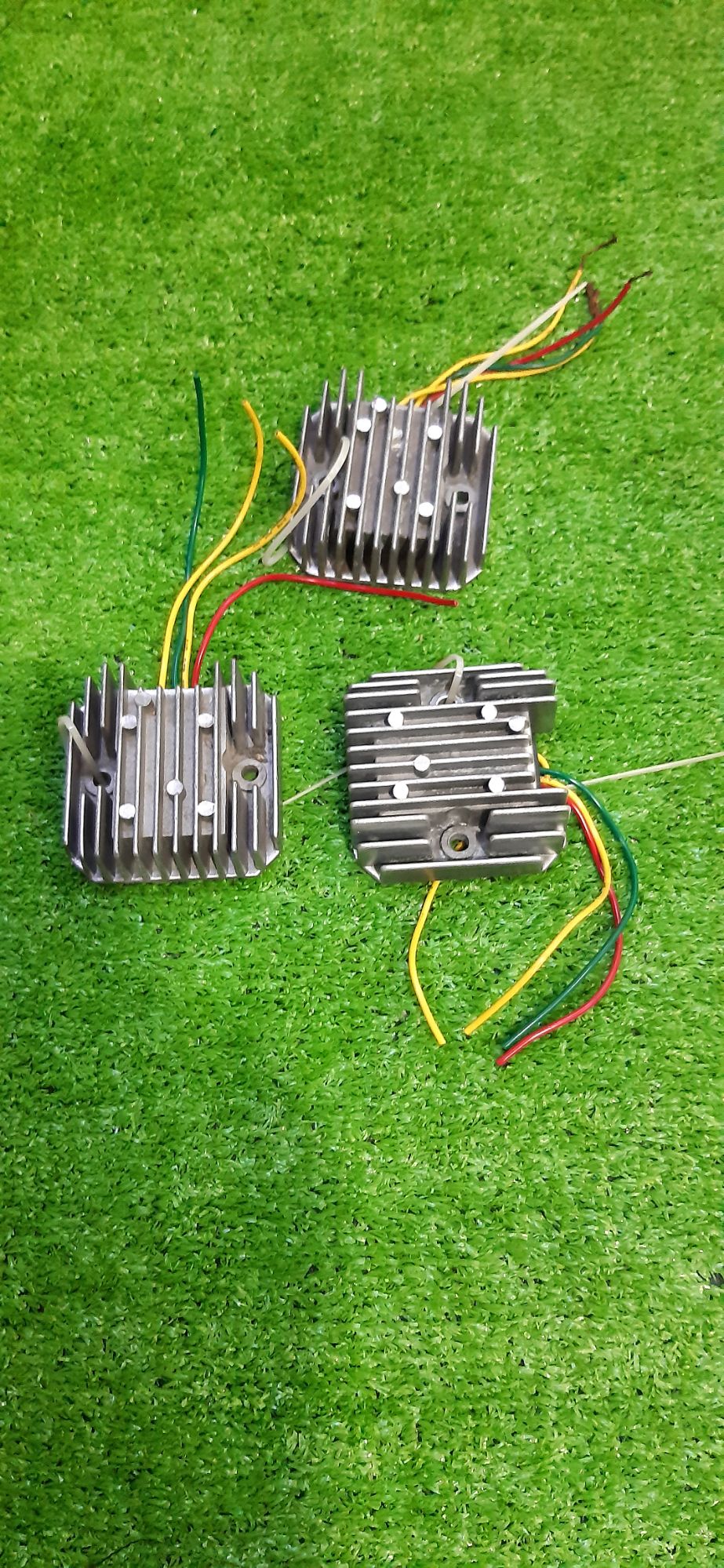 sạc độ dành cho xe sirius/exciter 2011...