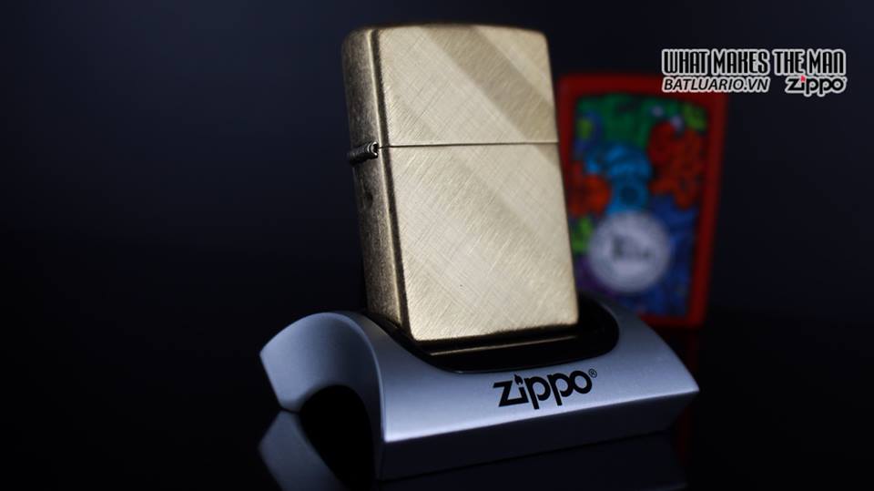 Bật lửa Zippo 29675 – Zippo Diagonal Weave Brass