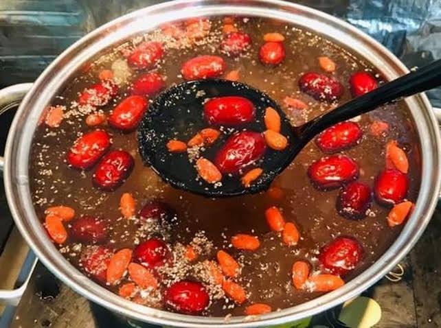 Táo đỏ tân cương - 100g