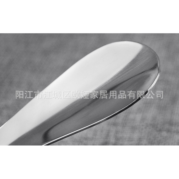 Dụng cụ đón gót giày inox tiện lợi