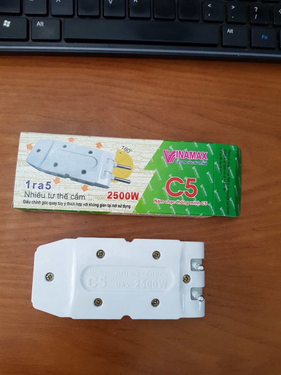 Ổ cắm thông minh chia 5 Vinamax