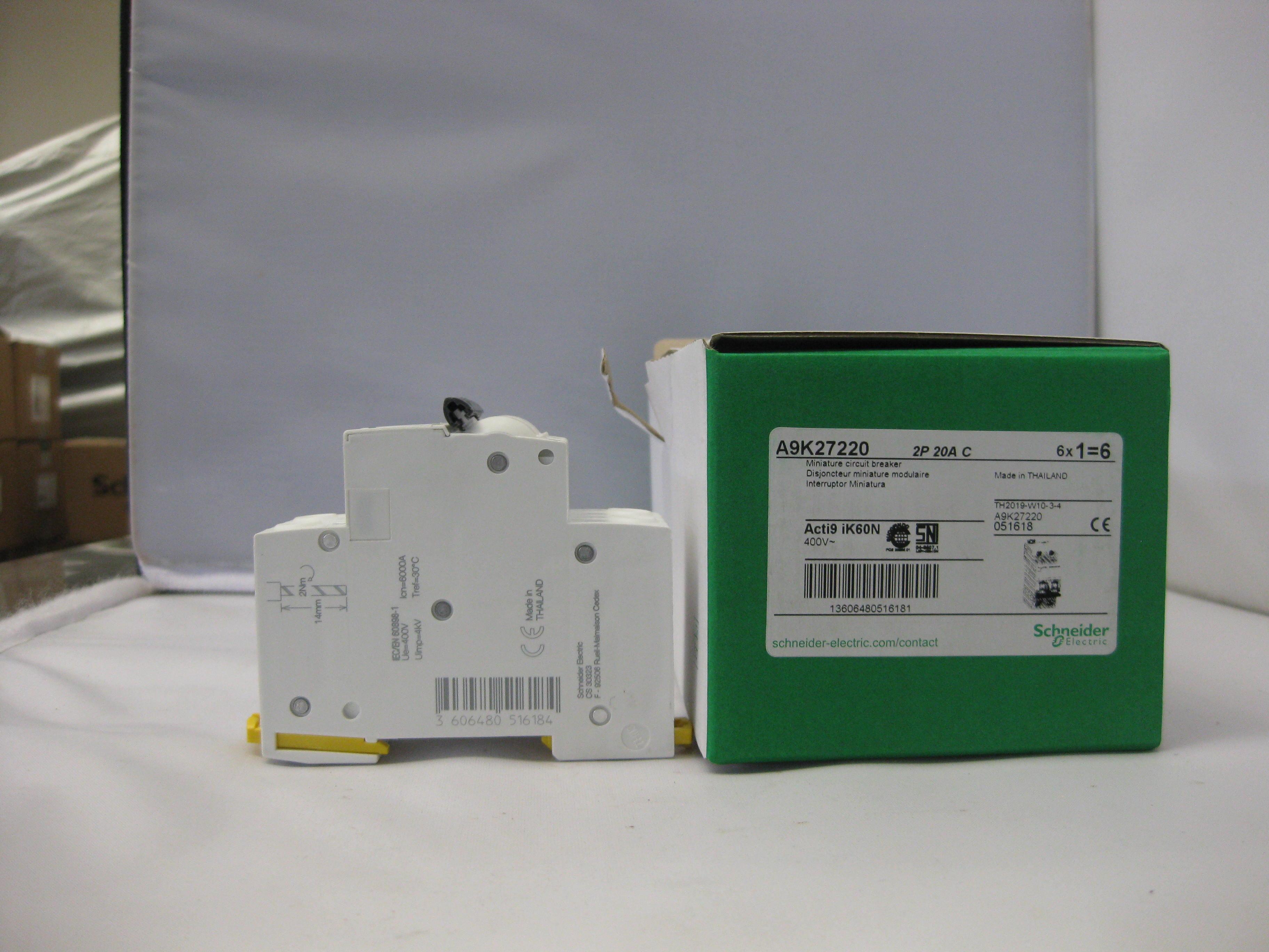 Aptomat Cầu dao tự động MCB Schneider A9K27220