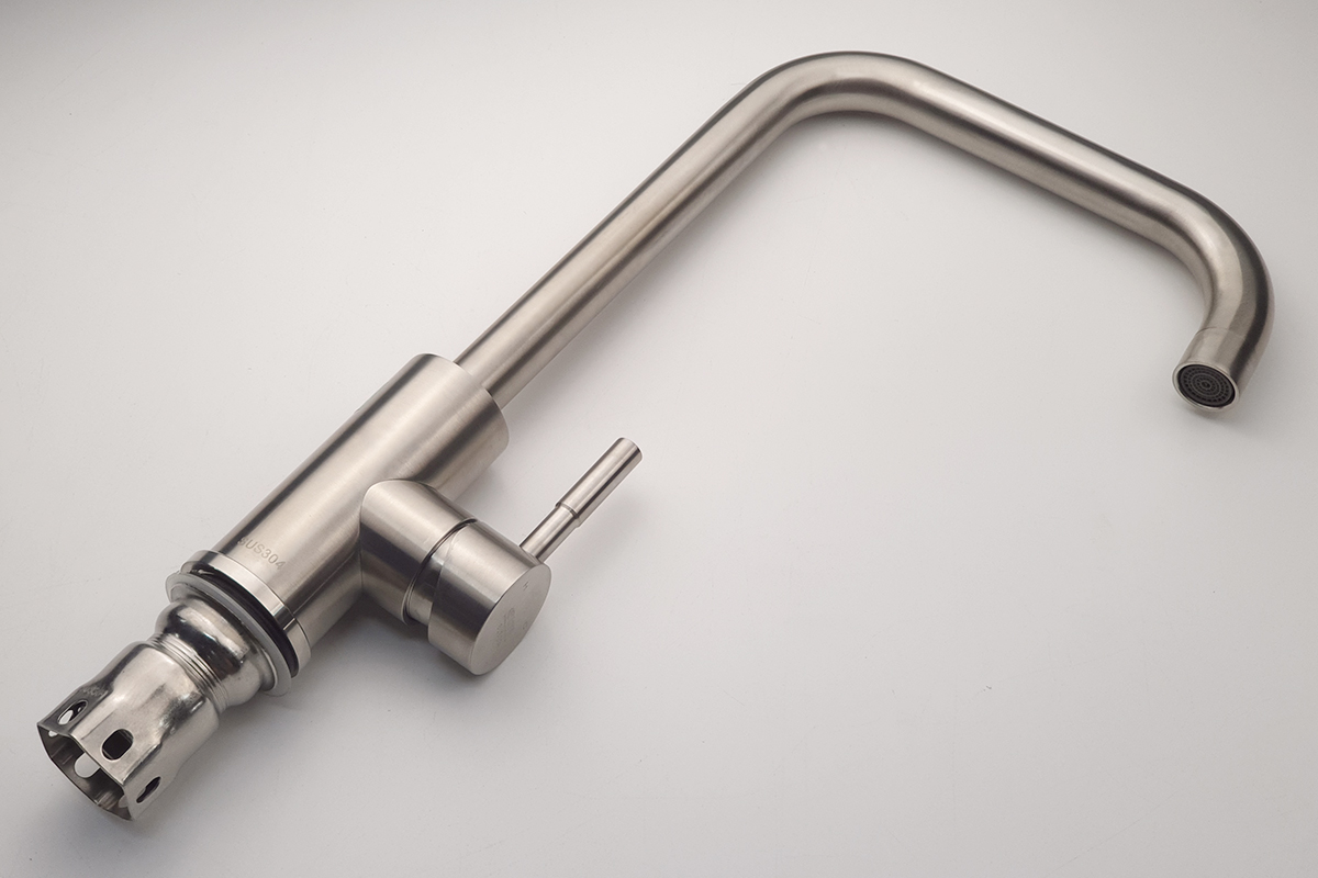 (Có Video) Vòi rửa chén nóng lạnh Inox SUS 304 Eurolife EL-T001 (Trắng vàng)