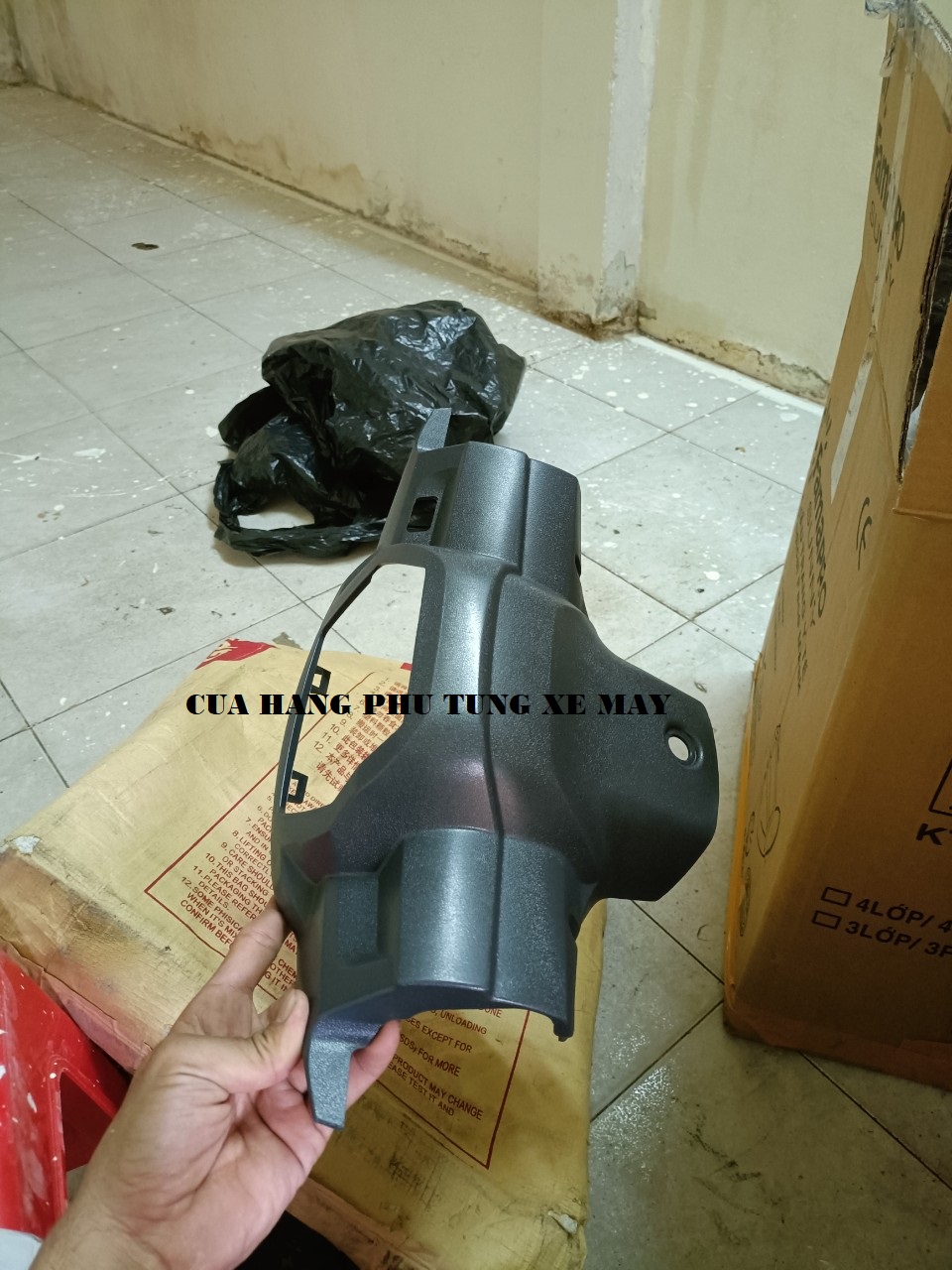 Bợ Cổ Xe Su Viva