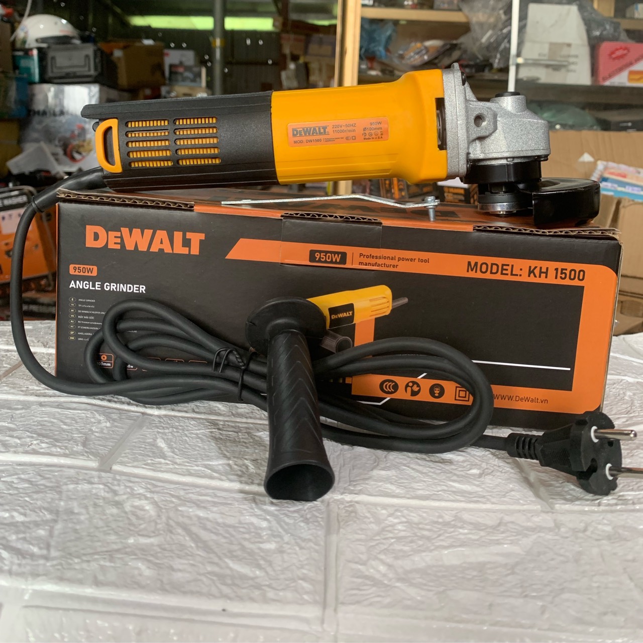 Máy mài Dewat công suất 950W