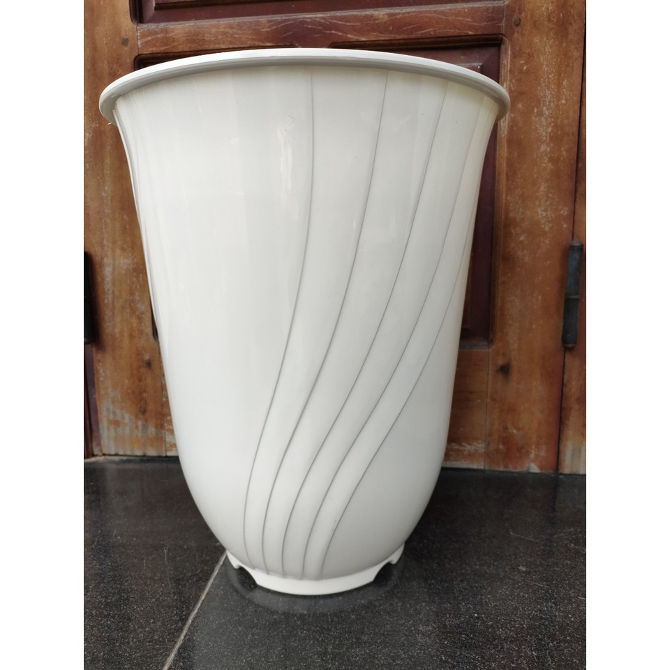Chậu bom số 3, Chậu nhựa siêu đại giả sứ cao cấp dáng bom trồng cây siêu bền, siêu đẹp ạ