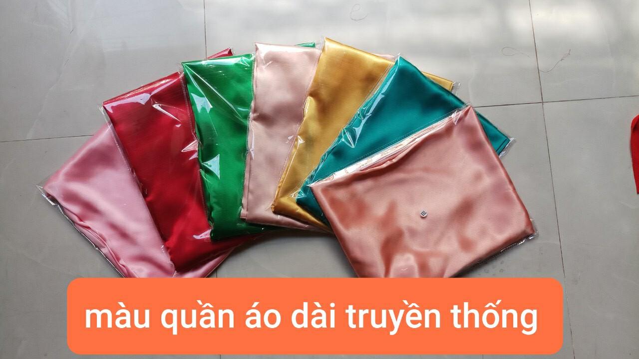 Set Áo Dài Gấm Truyền Thống Đính Hạt Tay Và Cổ