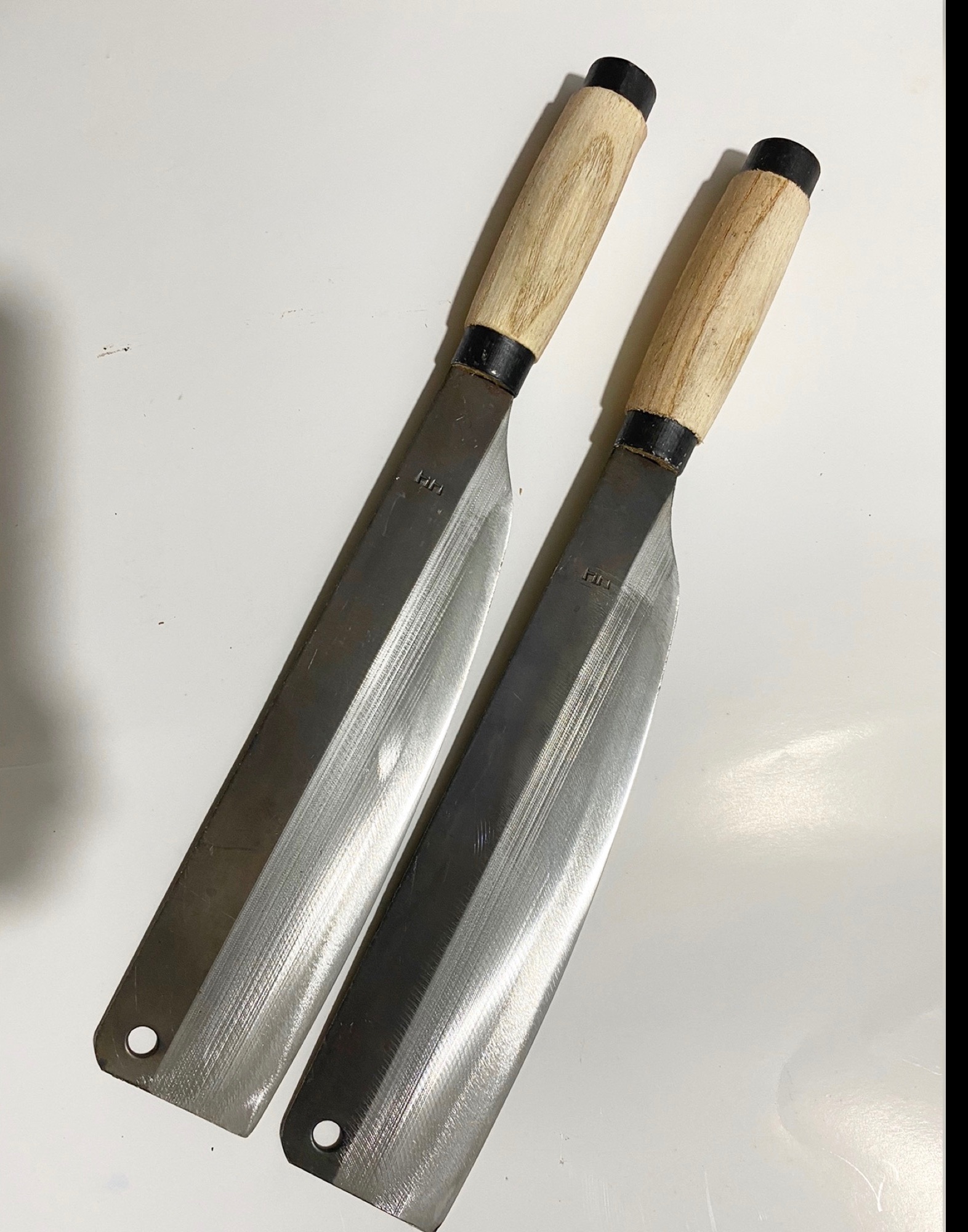 Dao bằm ,chặt gà nhẹ