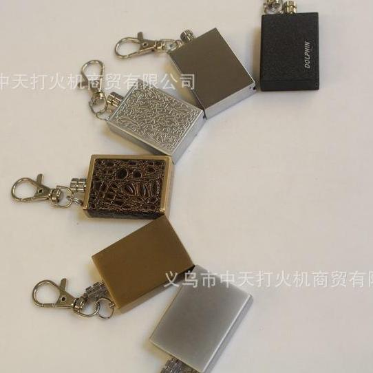 Bật Lửa Diêm Xăng Dolphin 608