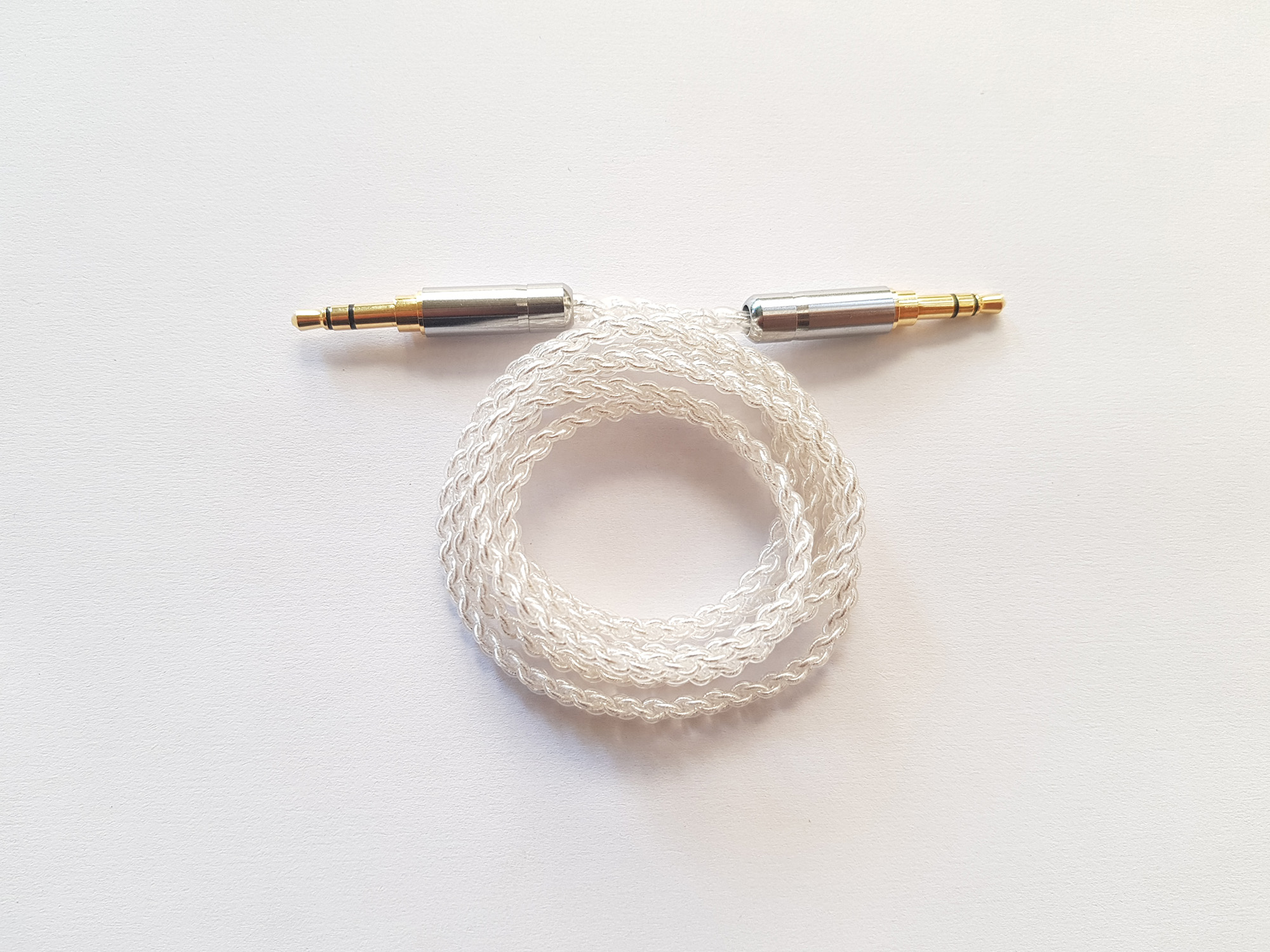 Dây 2 đầu 3.5mm 4 lõi mạ bạc ( Cáp AUX ) chất lượng cao