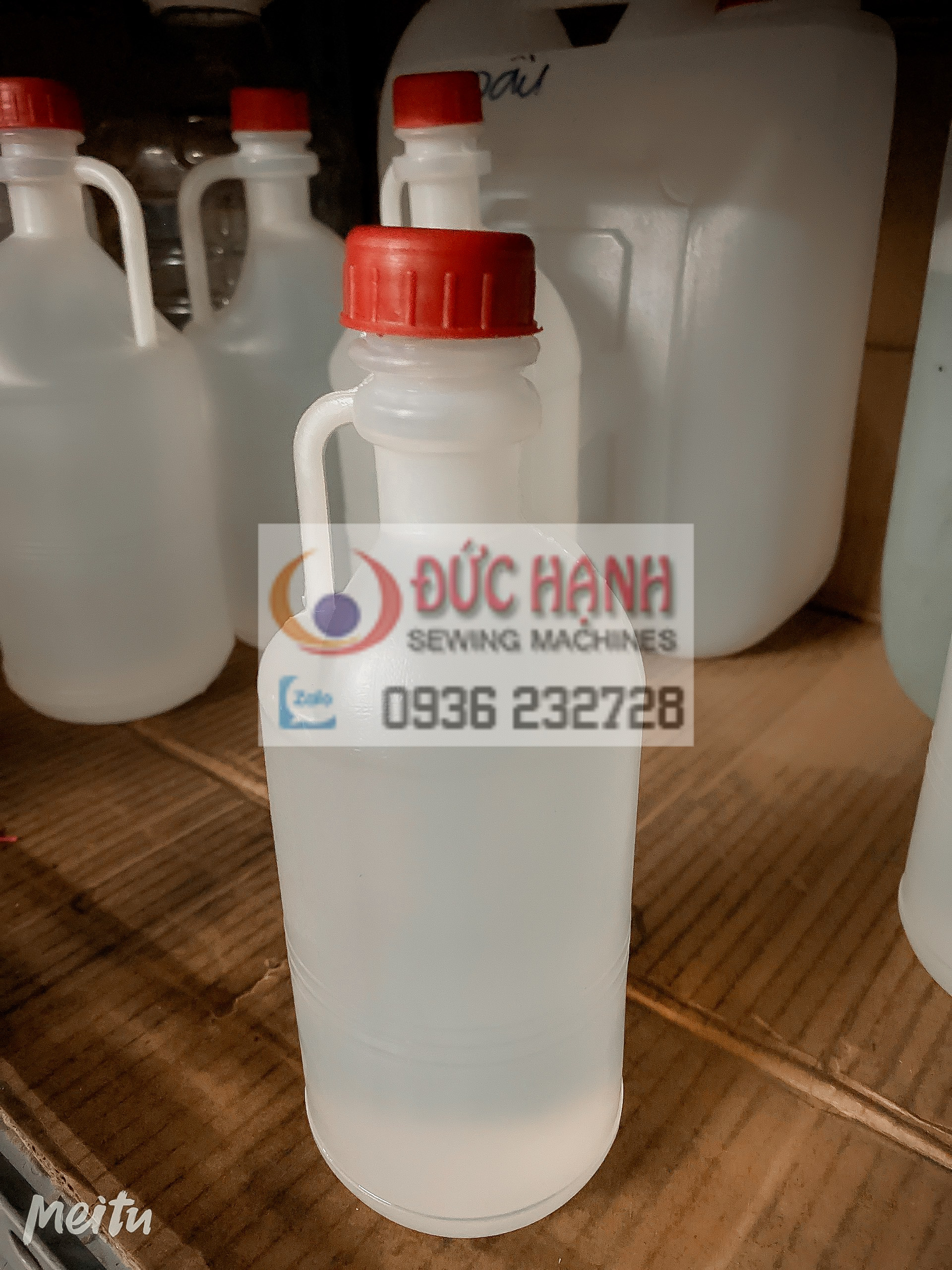 Dầu máy khâu - máy may ( chai 1 Lít + 2 lít )