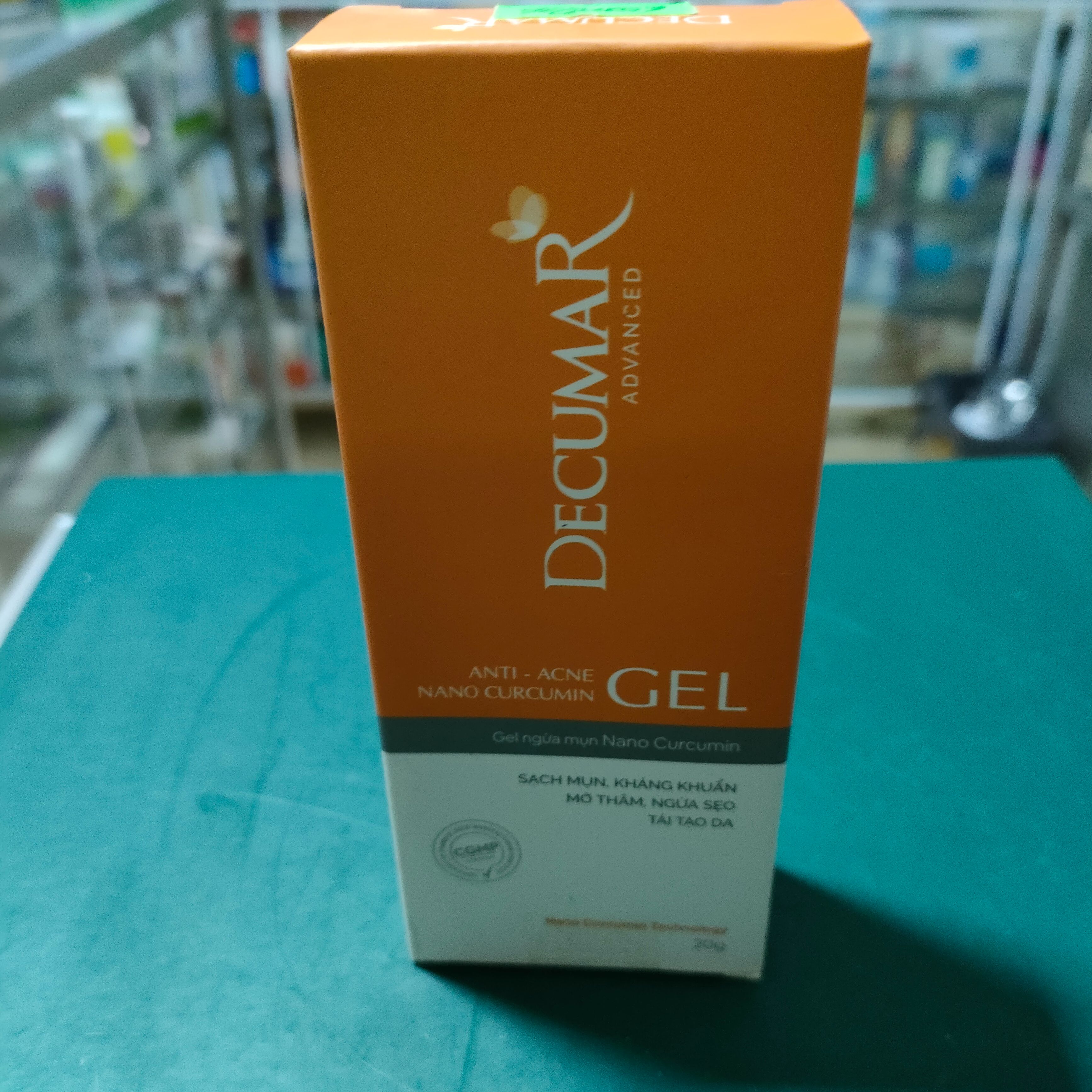 Gel Dercuma kiểm soát nhờn , ngừa mụn