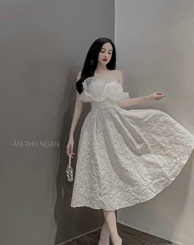 Đầm nữ thời trang mặc đi tiệc, đầm gấm 2 dây xếp ly phối voan bèo mặc đi tiệc sang chảnh