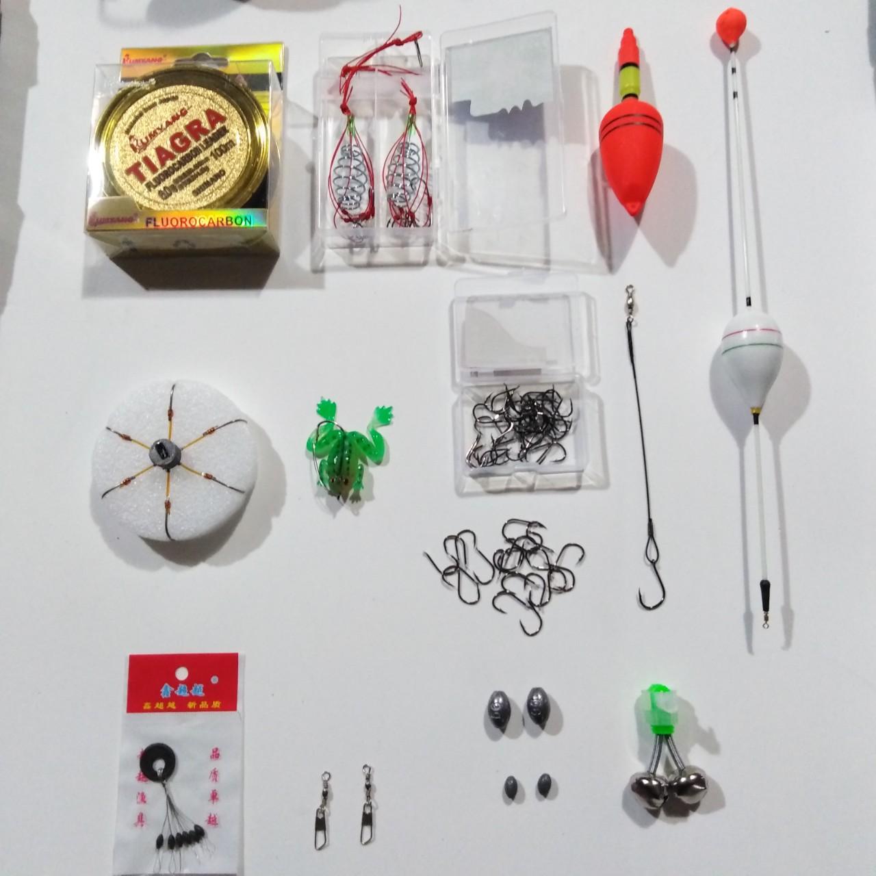 Bộ phụ kiện đi câu cá, hàng chất lượng ( Duy Hung )