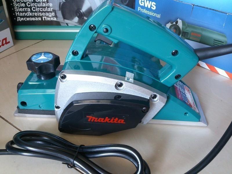 Máy bào gỗ Makita N1900B  máy bào gỗ